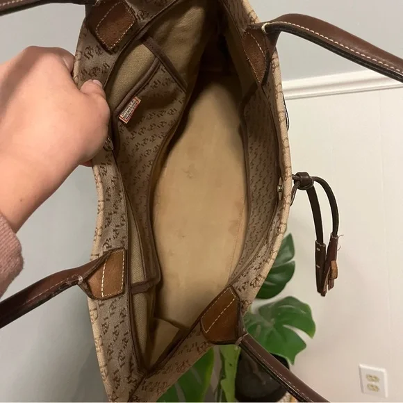 Dooney & Bourke Monogrammed Logo Large Shoulder Bag Leather Straps - Picture 5 of 10